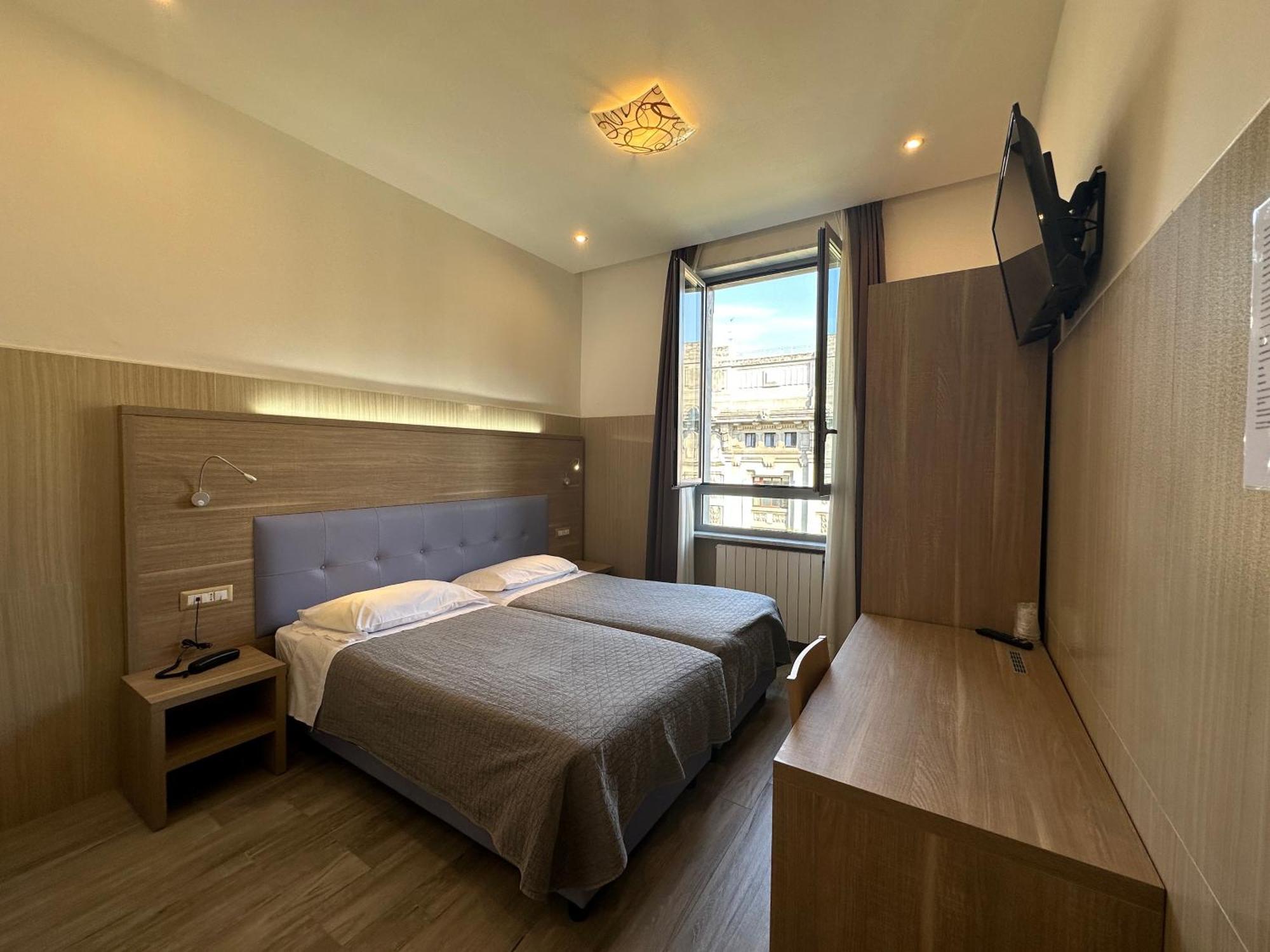 Hotel Midway Milano Exteriör bild